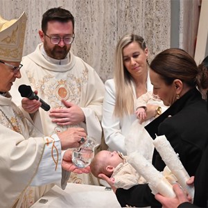 Zagrebačka nadbiskupija u 2025. godini darovala 89700 eura mnogobrojnim obiteljima